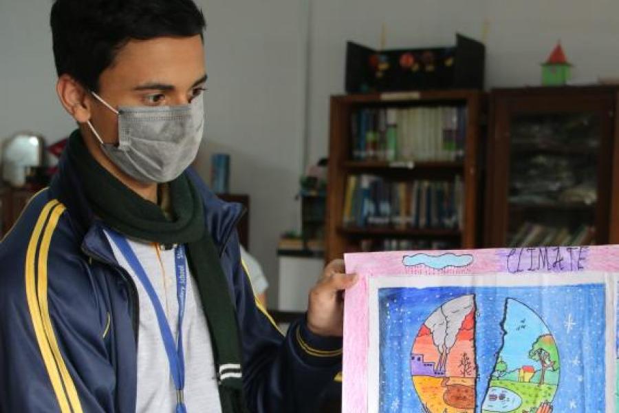 Paras with his drawing